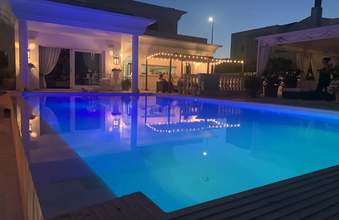 White House Luxury Hospitality-1